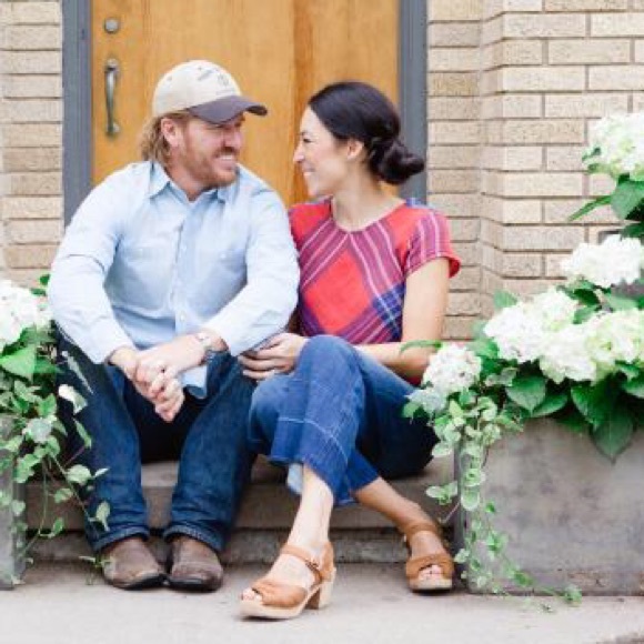 UGG Janie Clog Sandal - Picture 3 of 5